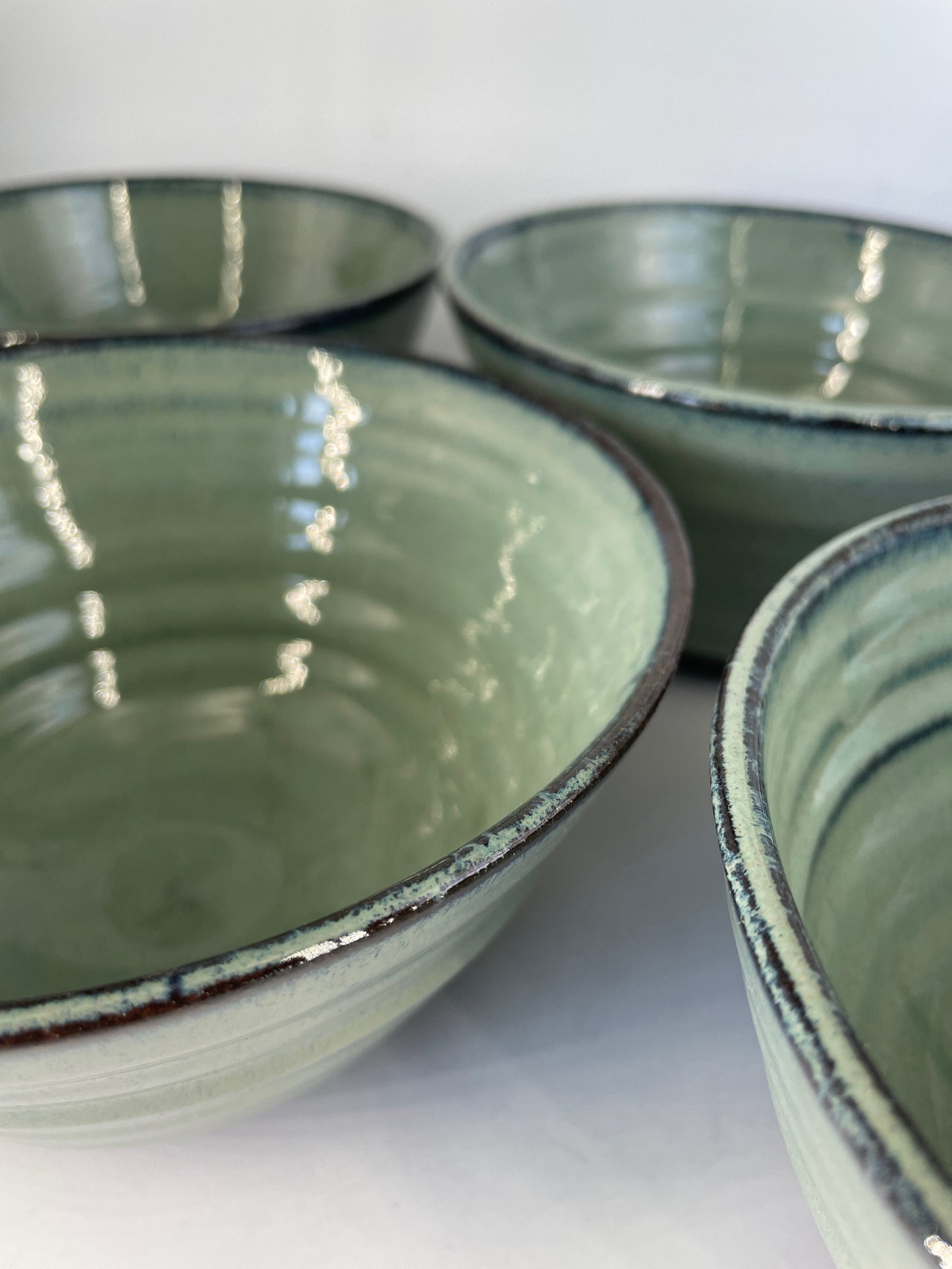 4 green soup bowls - small