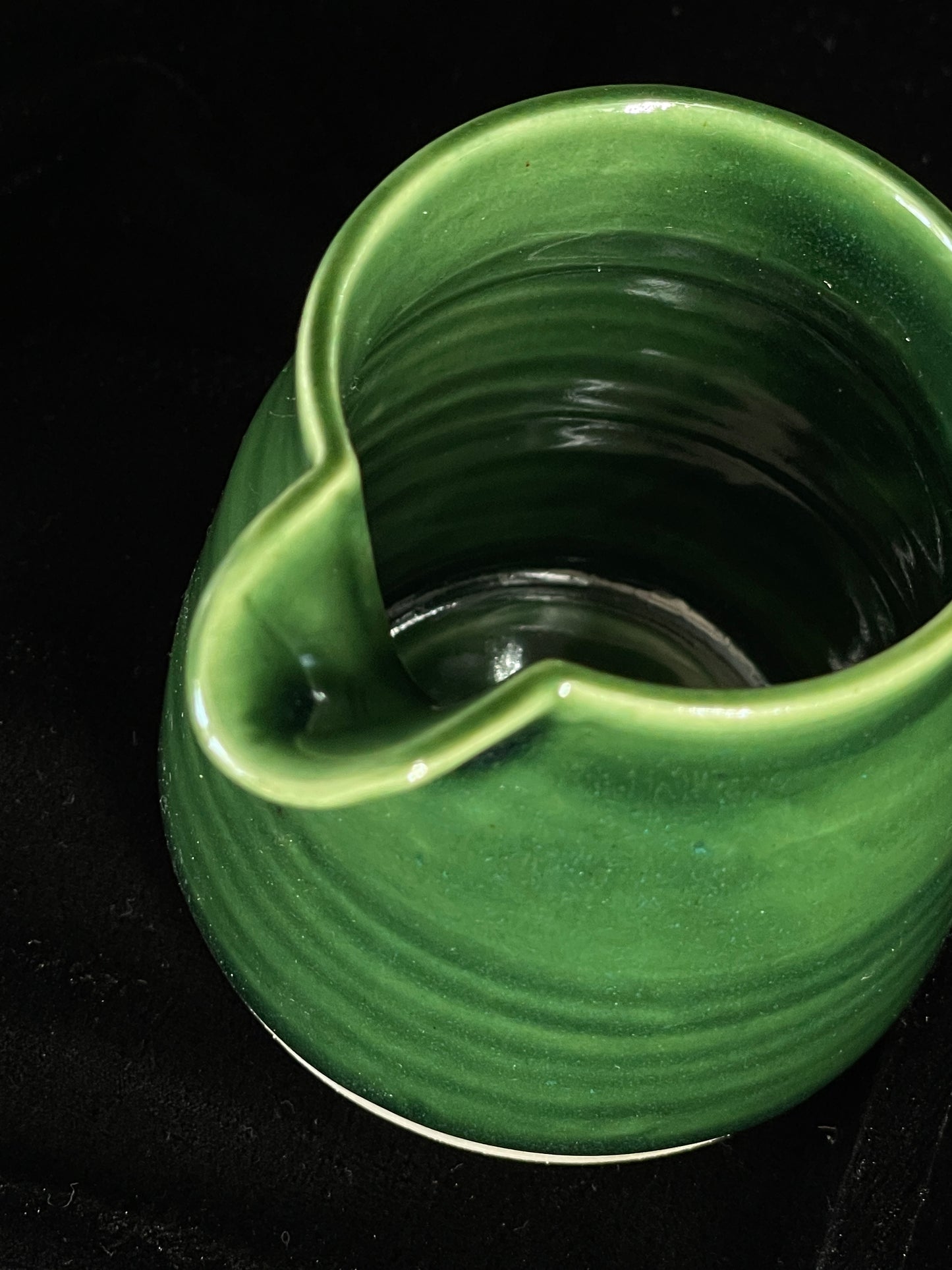 Green cream pourer - small