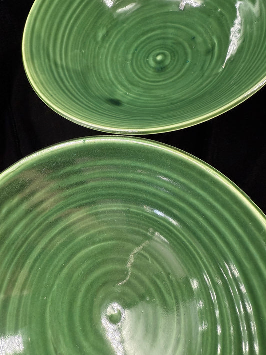 2 green bowls - medium