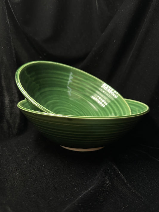 2 green bowls - medium